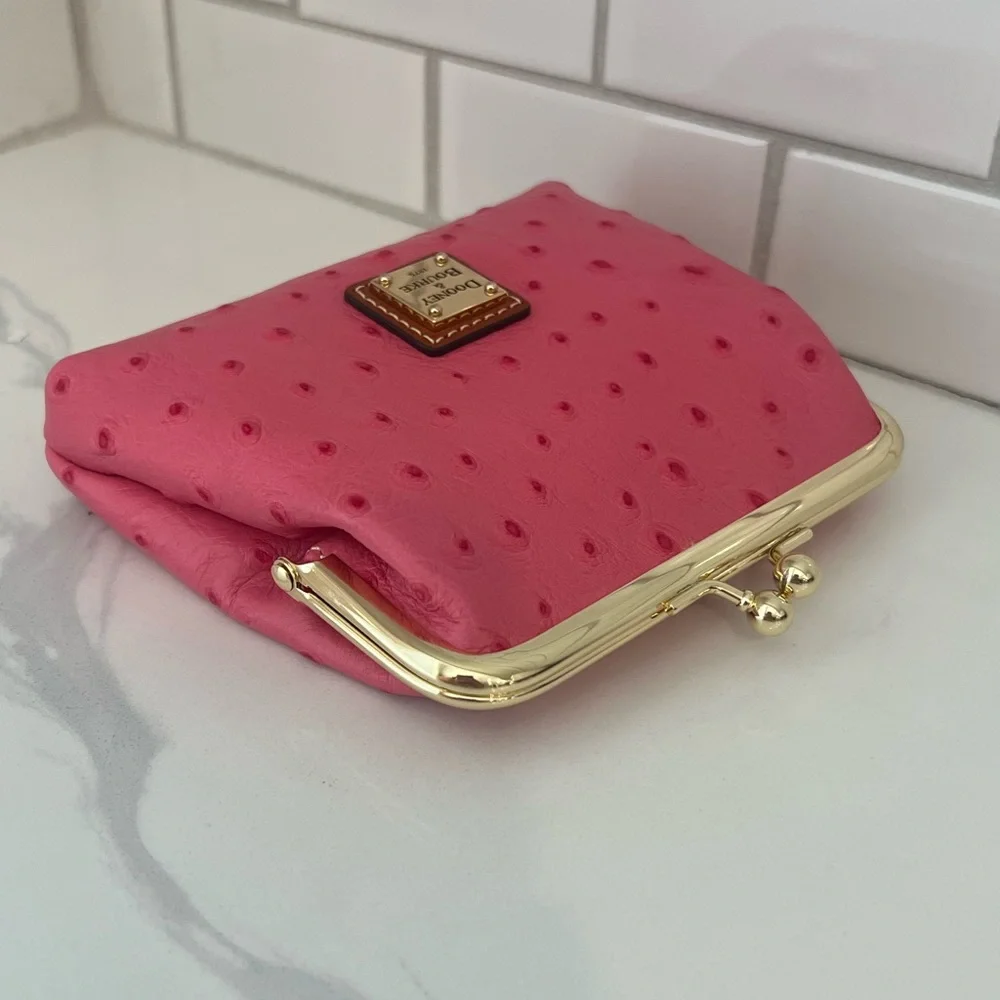 Cute!! 👛 Dooney & Bourke Kisslock Wallet! - Picture 4 of 16